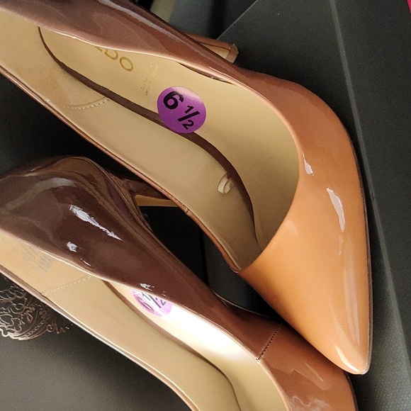 Aldo Tan & Brown Ombre Patent Pumps Heels - Picture 3 of 6